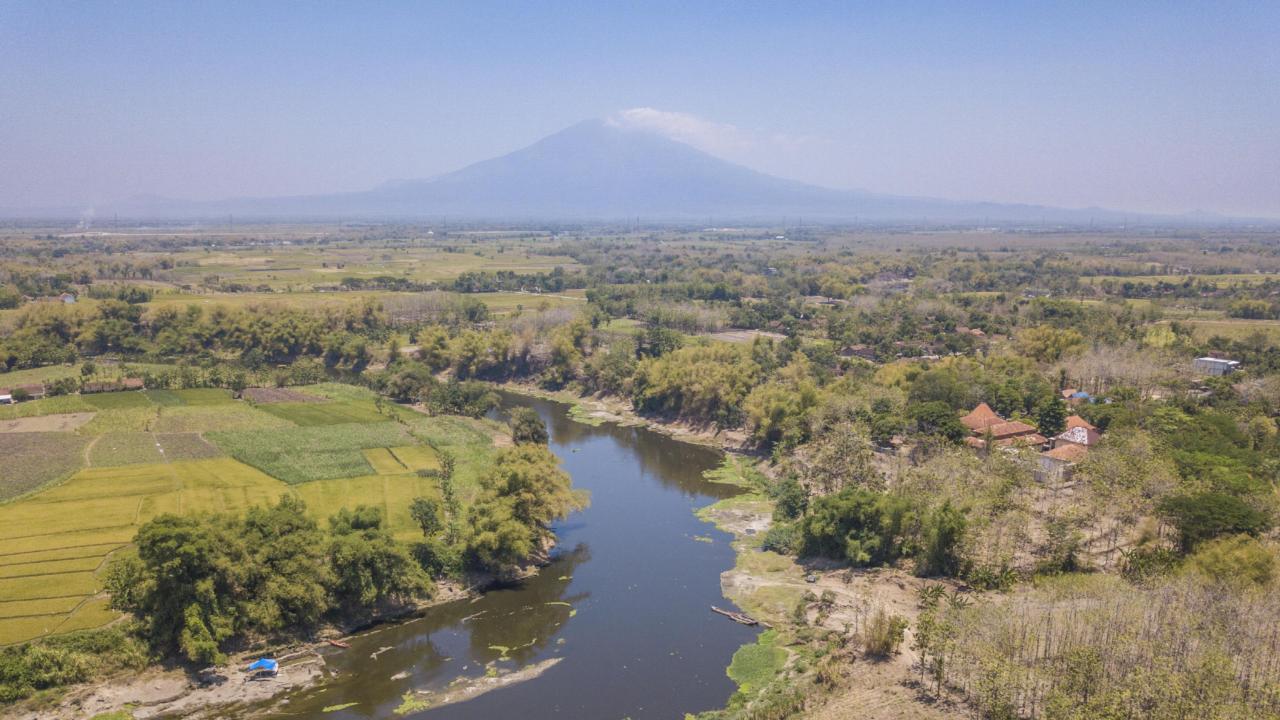 Trinil and the Lawu volcano