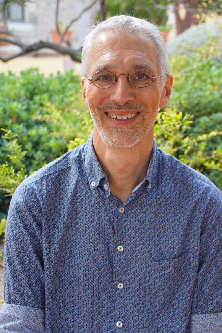 Replace this with a picture of you